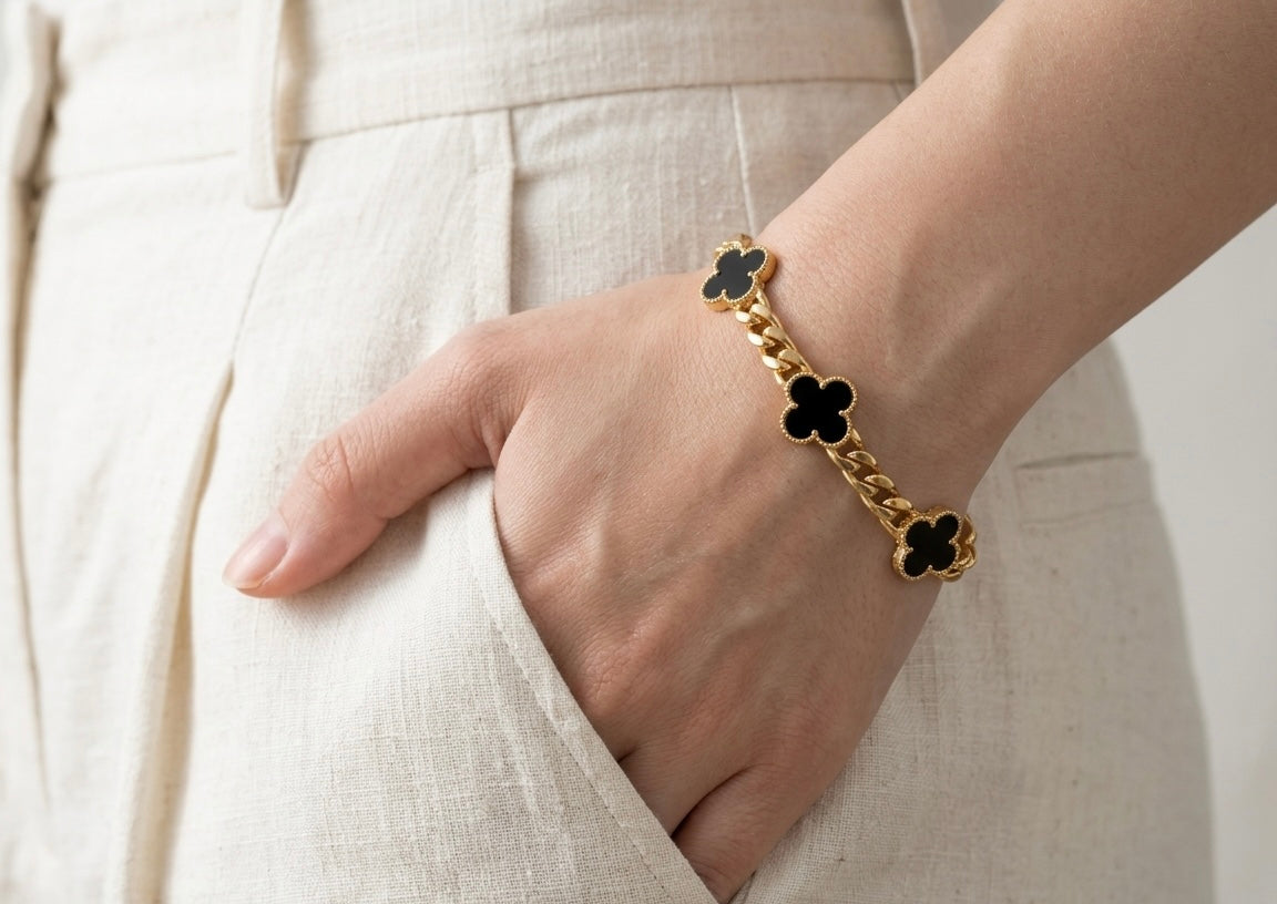 Midnight Clover Cuban Link Bracelet – 18K Gold Plated, Anti-Tarnish & Waterproof