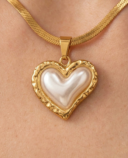 Romantic 18K Gold Plated Heart Pearl Necklace