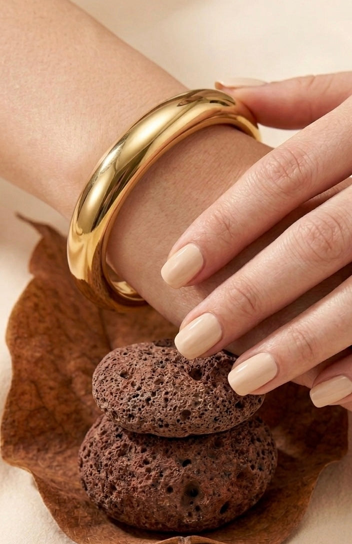 18K Gold Plated Minimalist Hinged Bangle | Timeless Smooth Gold Bracelet for Women