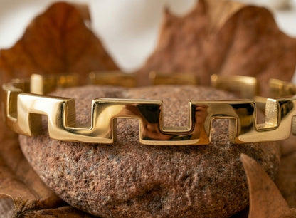 Gold Greek Key Cutout Bangle – Tarnish-Free Stainless Steel Geometric Bracelet
