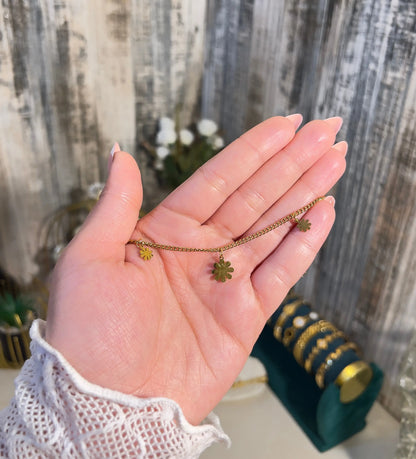 Delicate Gold Chain with Flower Charms - ACERO JEWELS