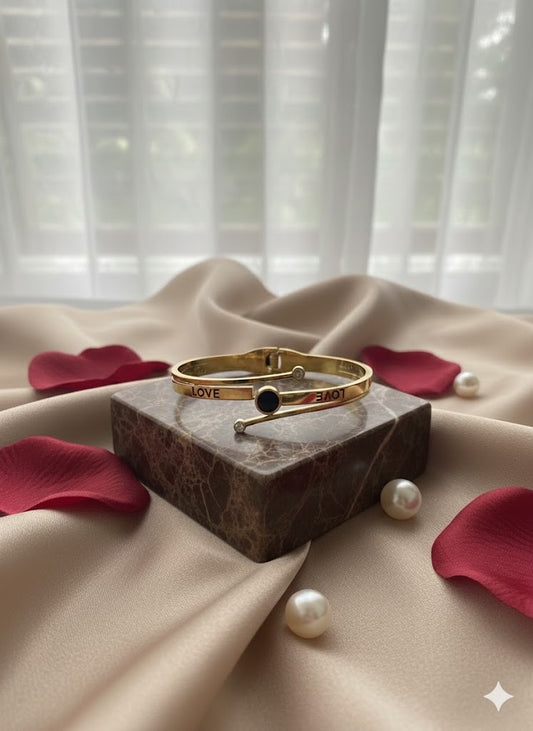 Gold "LOVE" Bypass Bangle – Tarnish-Free Stainless Steel Luxury Inscribed Bracelet