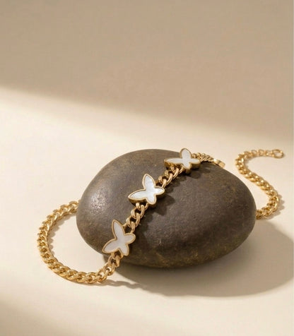 18k Gold Plated Mother of Pearl Butterfly Curb Chain Bracelet