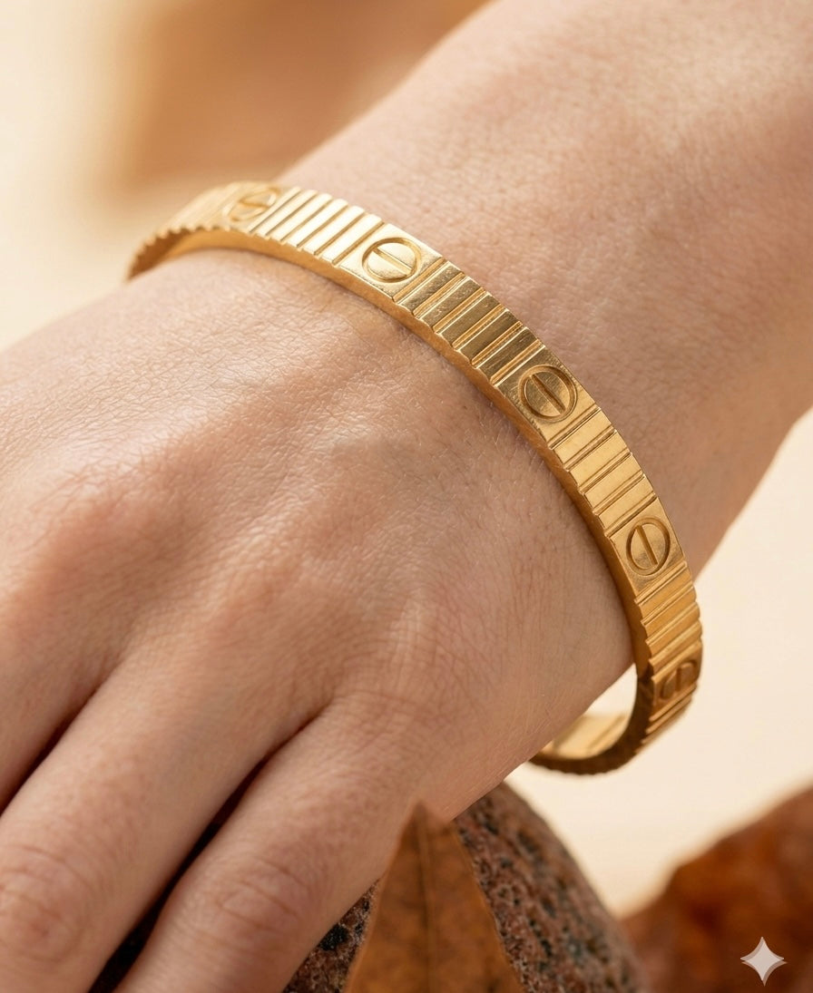 18k Gold Plated Iconic Screw Motif Textured Bangle