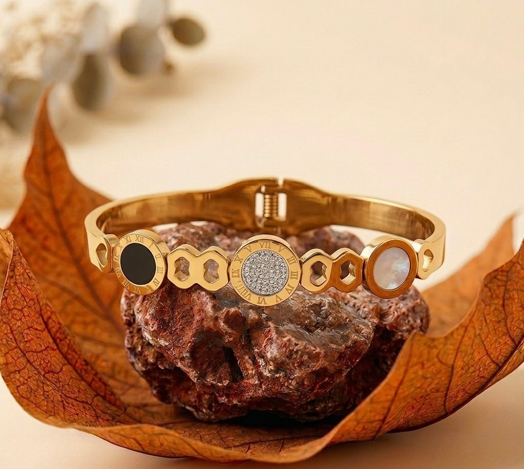 Eternal Elegance Roman Dial Bracelet with Crystal & Onyx Details