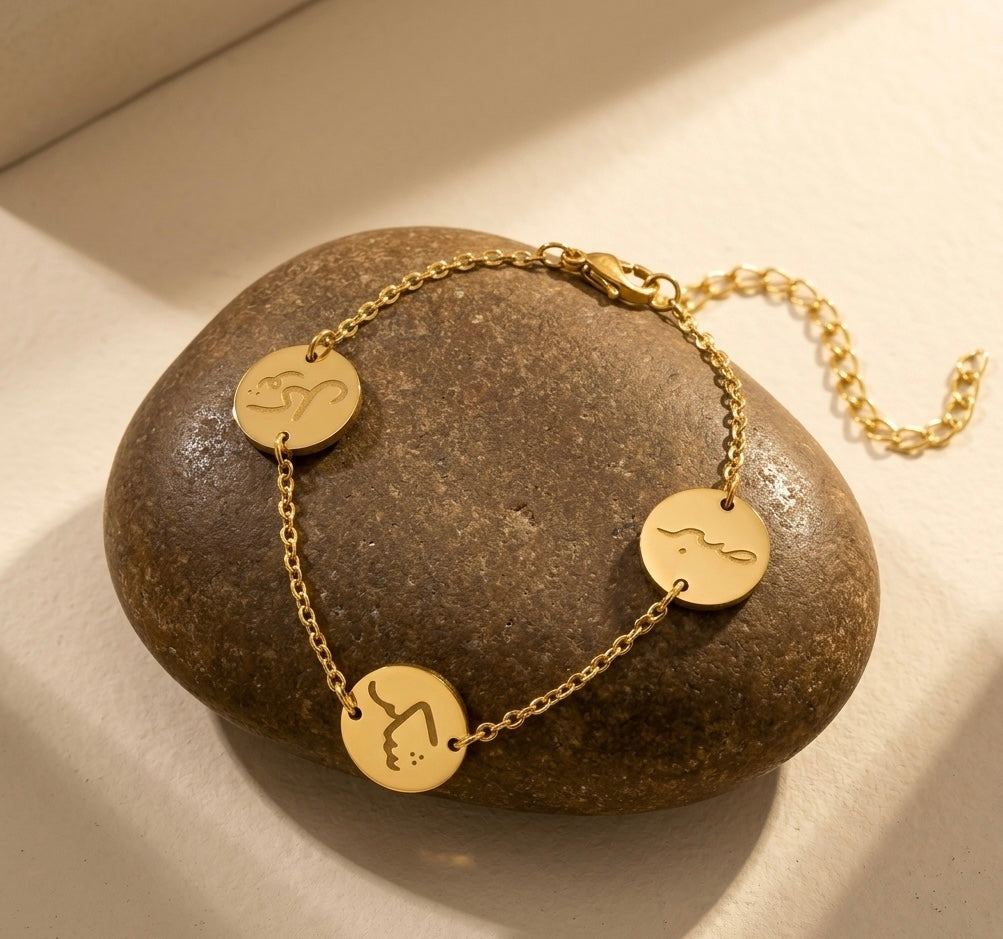 Elegant 18K Gold Plated Personalized Arabic Calligraphy Disc Bracelet