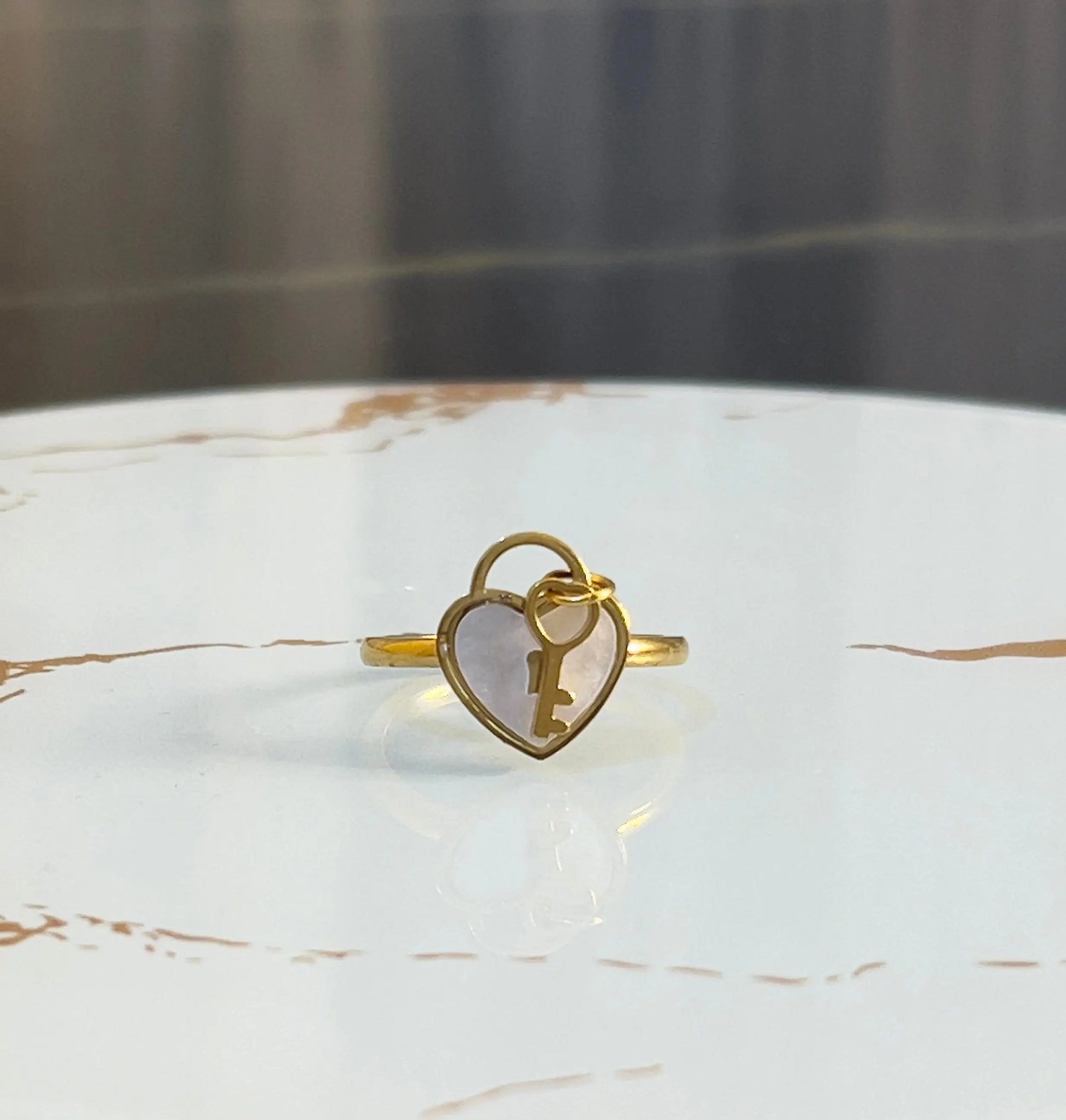 Vintage Style Mother of Pearl Heart Lock and Key Ring – 18K Gold Plated Romantic Jewelry - ACERO JEWELS