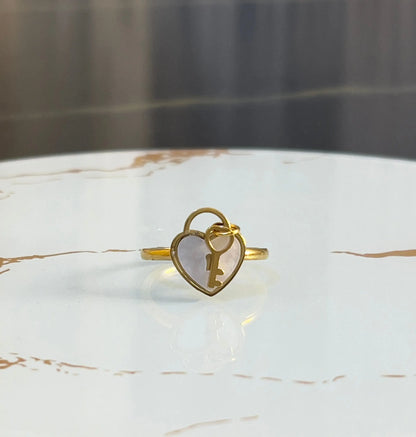 Vintage Style Mother of Pearl Heart Lock and Key Ring – 18K Gold Plated Romantic Jewelry - ACERO JEWELS