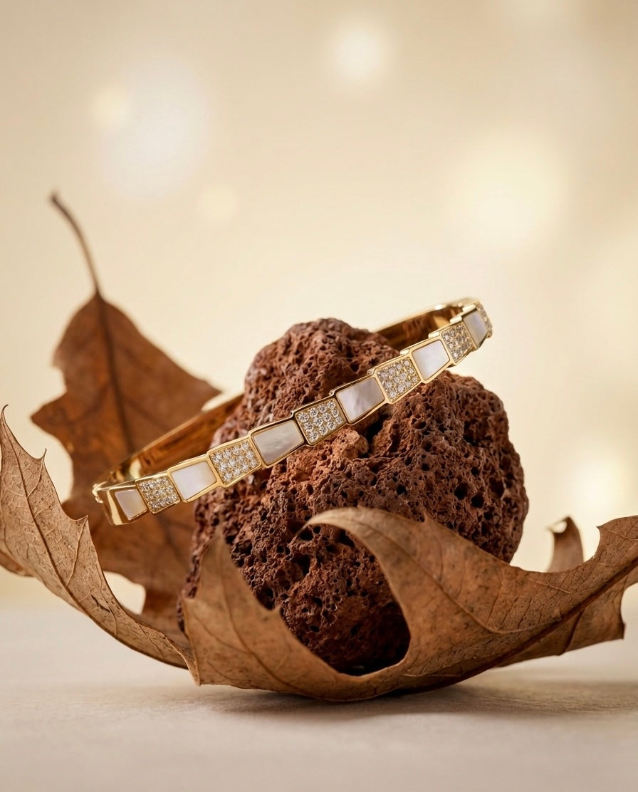 Luxury 18k Gold Plated Geometric Serpent Bangle