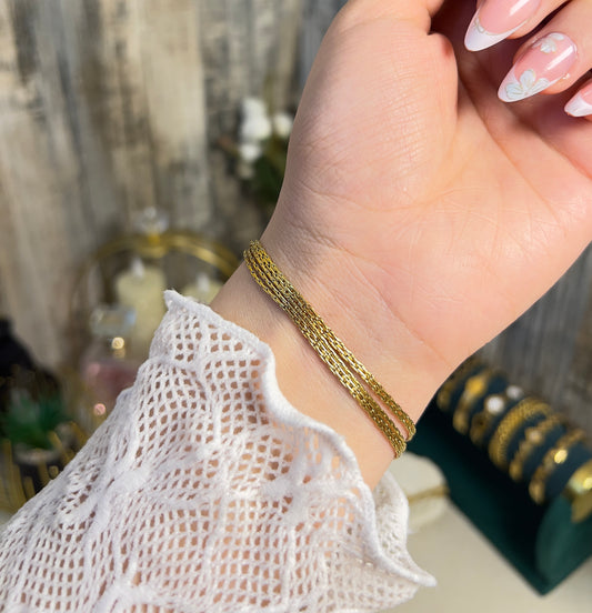 Triple-Strand Golden Venetian Chain Bracelet – Anti-Tarnish & Waterproof