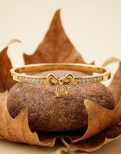 18k Gold Plated Dainty Bow Bangle