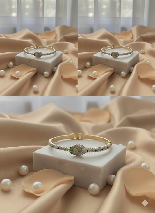 Luxury Crystal Serpent Bangle – Tarnish-Free Gold Stainless Steel Snake Bracelet