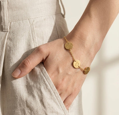 Elegant 18K Gold Plated Personalized Arabic Calligraphy Disc Bracelet
