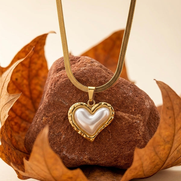 Romantic 18K Gold Plated Heart Pearl Necklace