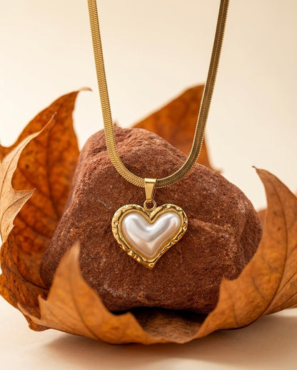 Romantic 18K Gold Plated Heart Pearl Necklace