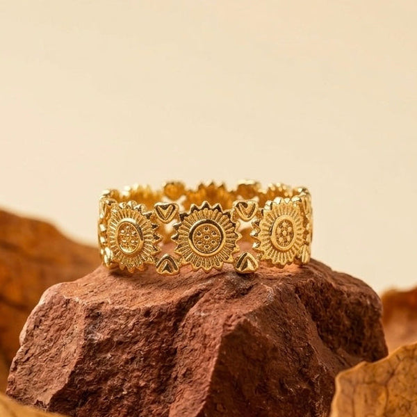 18K Gold Plated Sunflower & Heart Eternity Ring