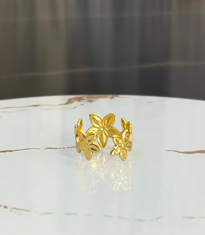 Exquisite 18K Gold Plated 3D Floral Eternity Ring | Romantic Textured Flower Vine Band for Women | Waterproof & Tarnish-Free Stainless Steel Boutique Jewelry - ACERO JEWELS