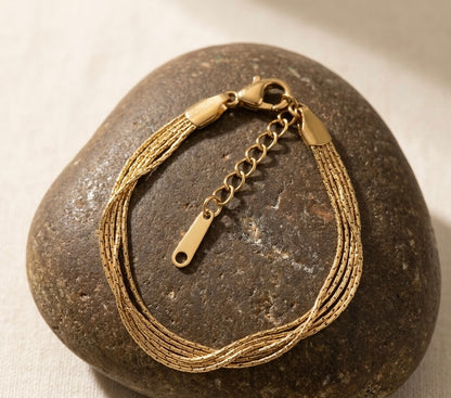 Triple-Strand Golden Venetian Chain Bracelet – Anti-Tarnish & Waterproof