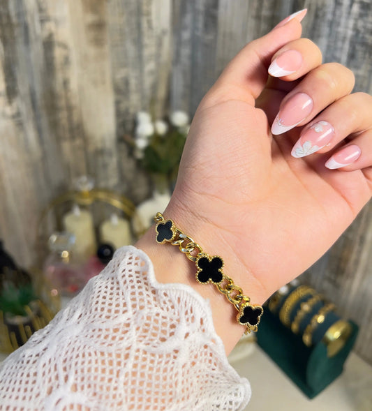 Midnight Clover Cuban Link Bracelet – 18K Gold Plated, Anti-Tarnish & Waterproof - ACERO JEWELS