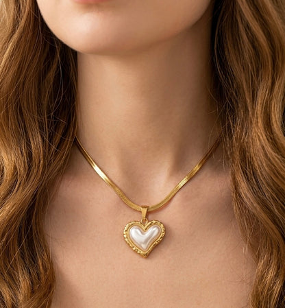 Romantic 18K Gold Plated Heart Pearl Necklace