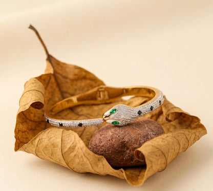 Luxury Crystal Serpent Bangle – Tarnish-Free Gold Stainless Steel Snake Bracelet