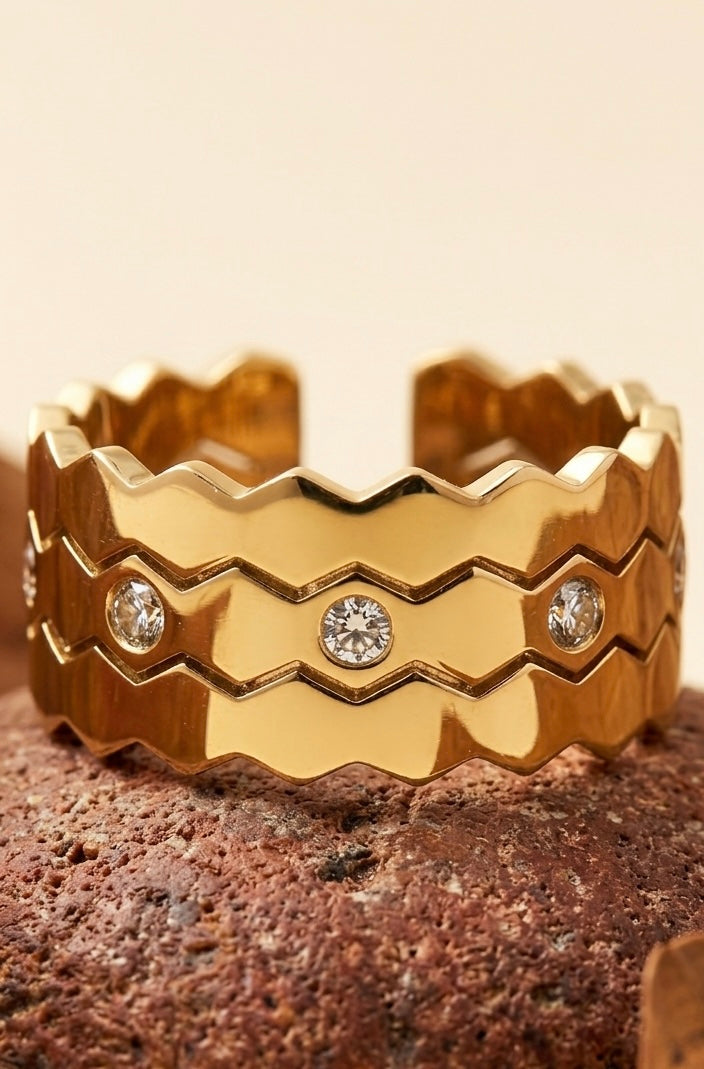 Gold Honeycomb Geometric Ring