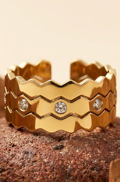 Gold Honeycomb Geometric Ring