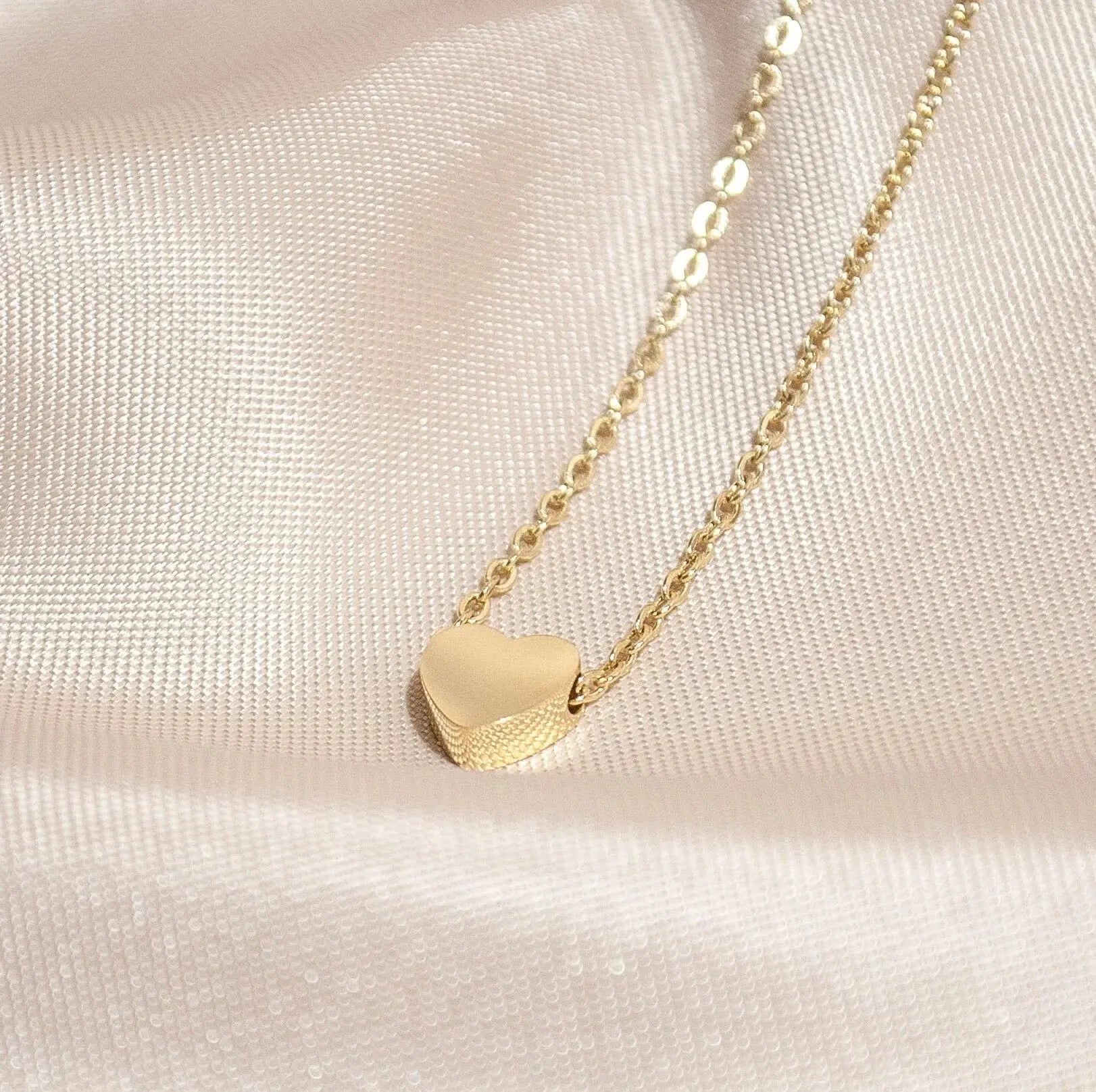 Puffed Gold Heart Necklace - Minimalist Sweetheart Charm - ACERO JEWELS