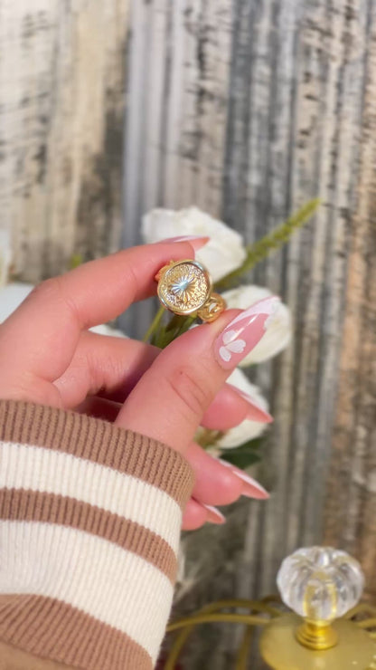18K Gold Plated Sun Coin Signet Ring - Vintage Sunburst Medallion Band - Boho Gold Chain Link Ring for Women