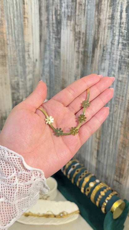 Golden Daisy Herringbone Bracelet – 18K Gold Plated, Anti-Tarnish & Waterproof